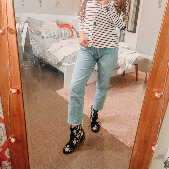 Topshop Velvet Embroidered Floral Booties - Picture 3 of 6